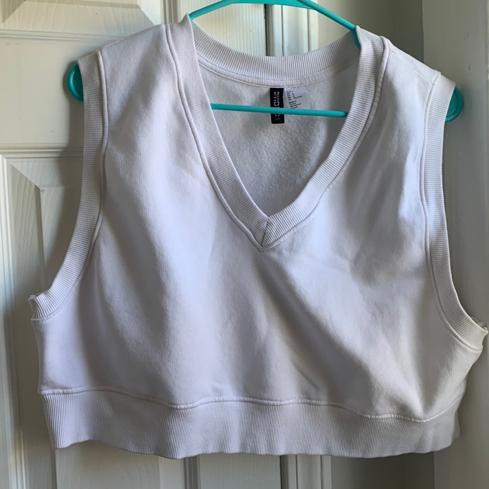 Cropped vest